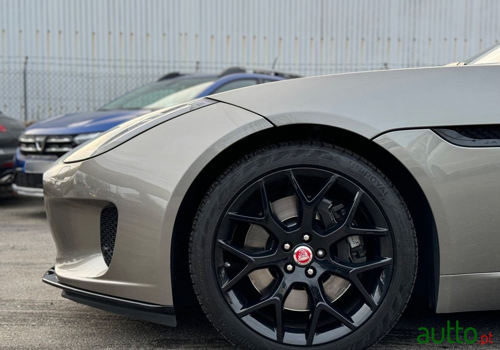 2017' Jaguar F-Type Coupe 2.0 Aut. photo #4