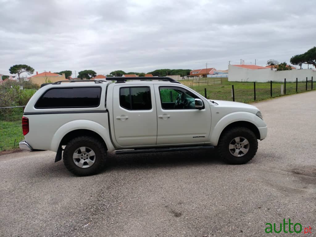 2005' Nissan Navara photo #5