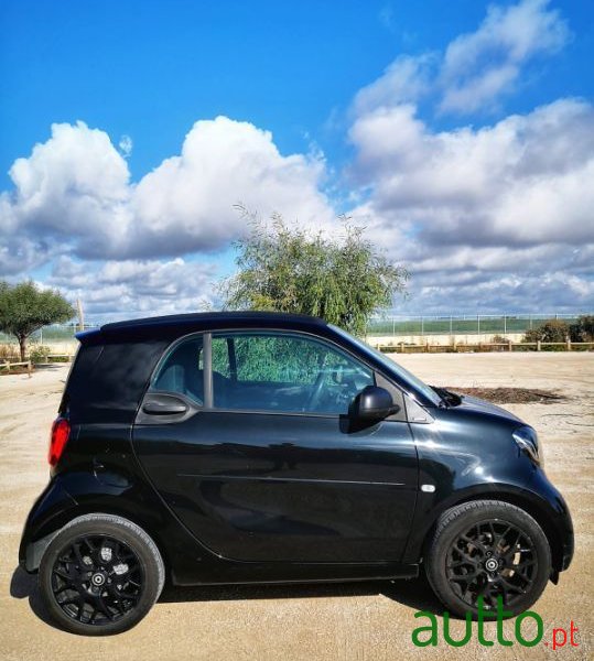 2016' Smart Fortwo photo #3