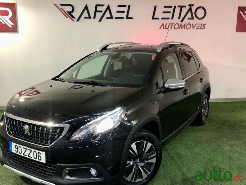 2017' Peugeot 2008 photo #1