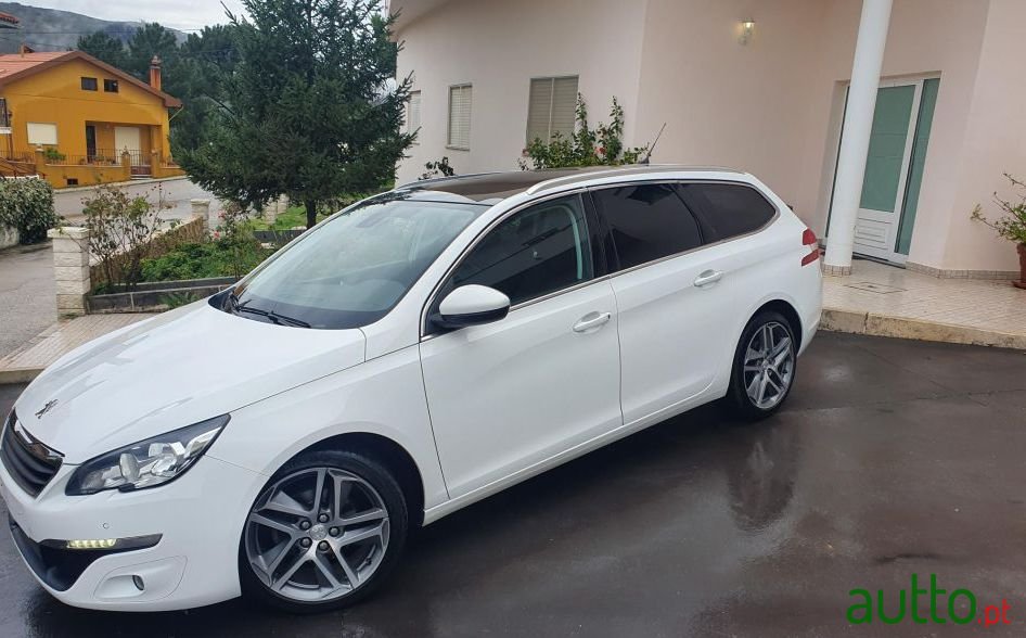 2015' Peugeot 308 Sw photo #4