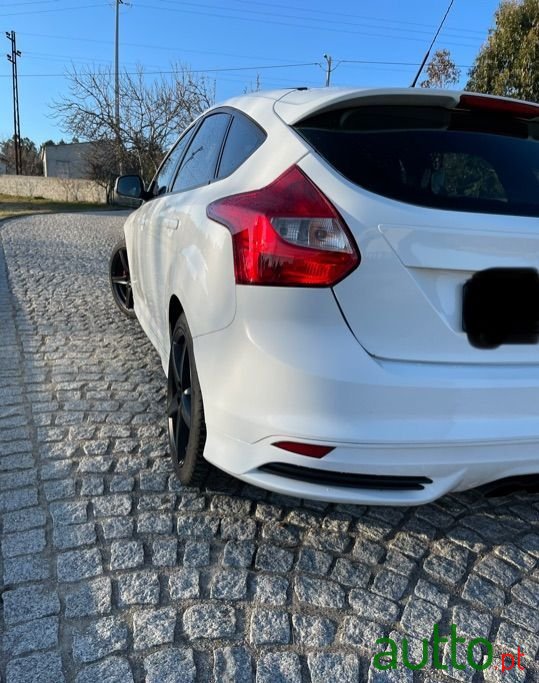 2013' Ford Focus photo #6