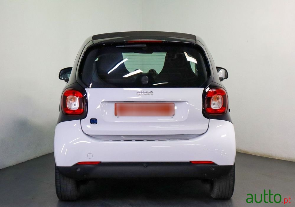 2021' Smart Fortwo Passion photo #4
