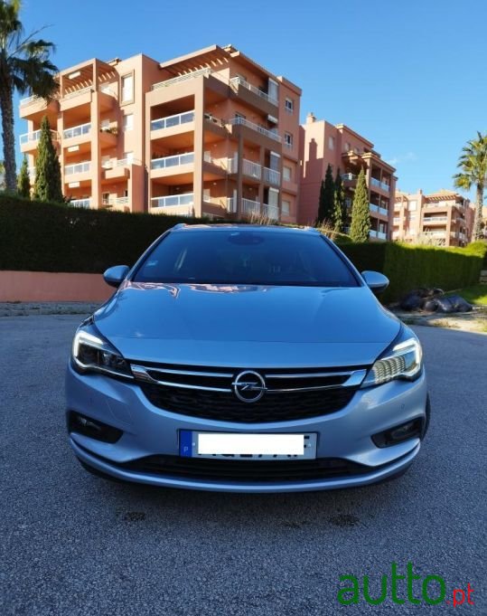 2017' Opel Astra Sports Tourer photo #2