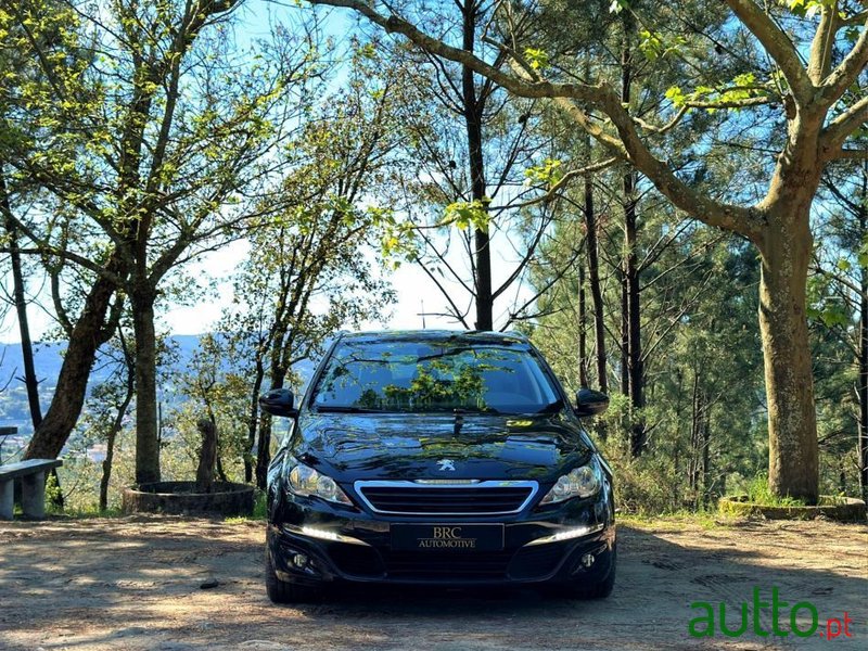 2015' Peugeot 308 Sw photo #3