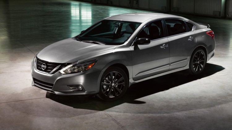 Nissan brings popular Midnight Package to Altima, Murano, Pathfinder, Rogue, and Sentra