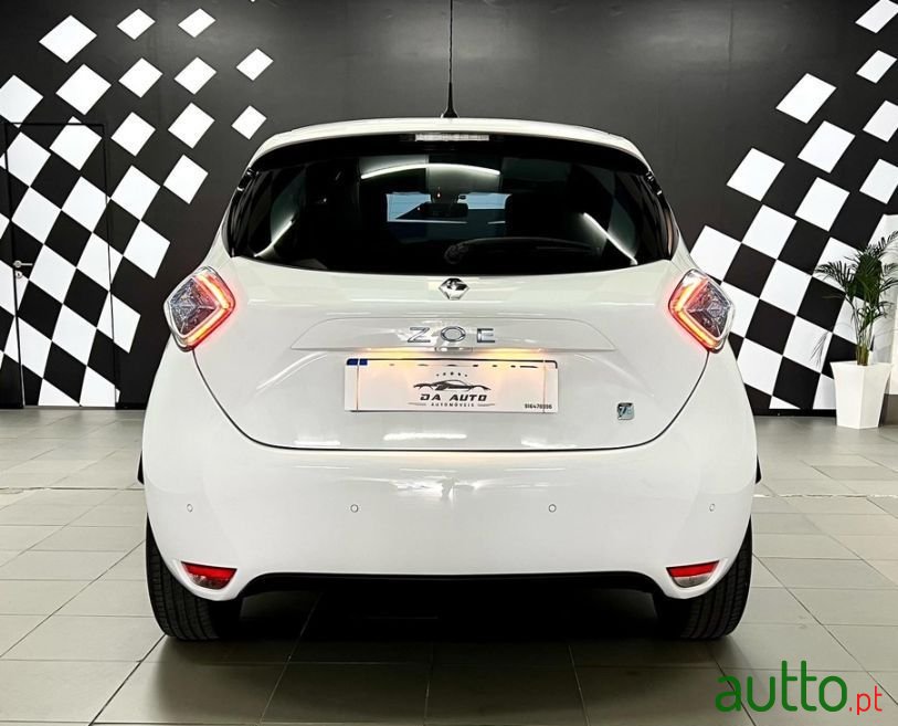 2016' Renault Zoe photo #6