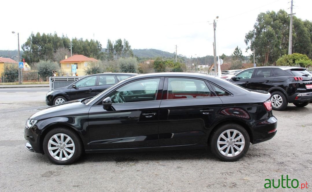 2014' Audi A3 Limousine photo #5
