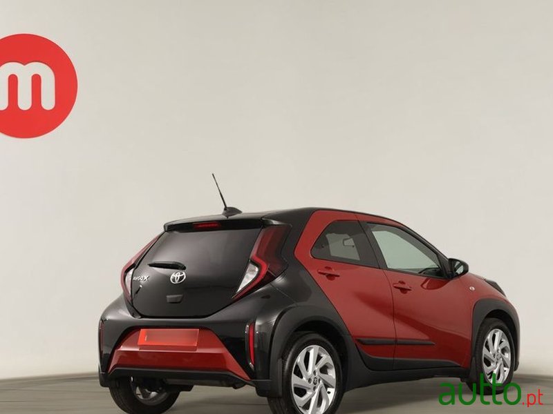 2022' Toyota Aygo X 1.0 Play photo #4