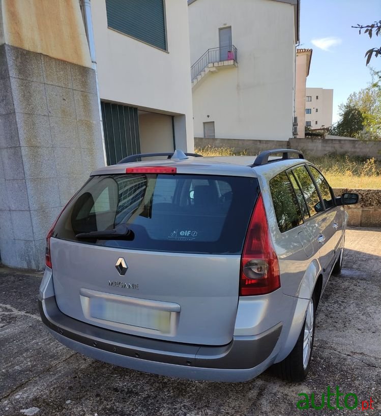 2005' Renault Megane Break photo #3