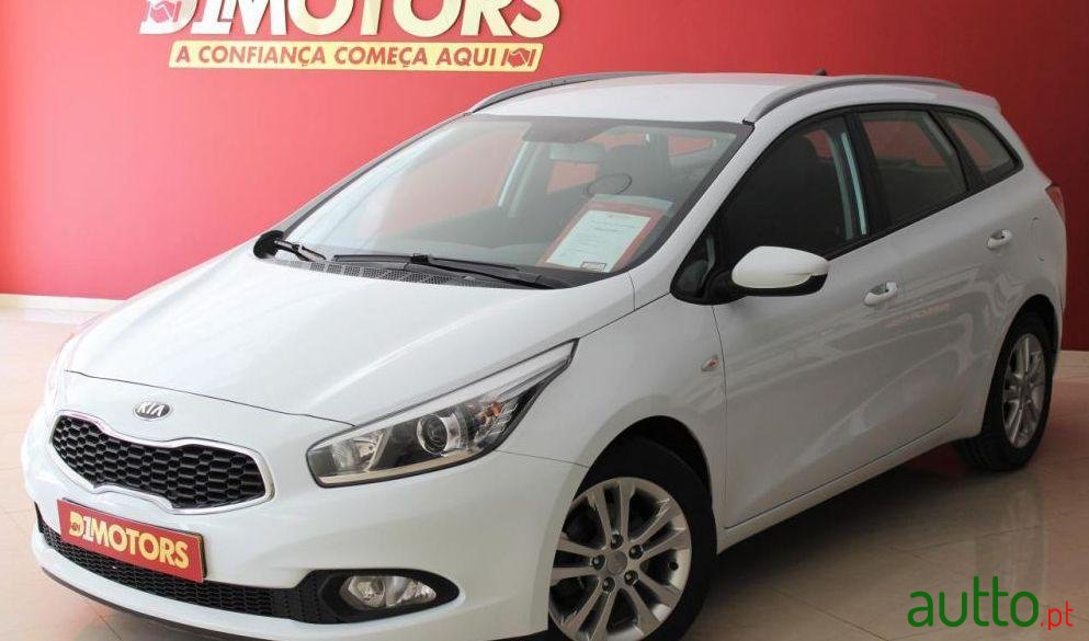 2013' Kia Ceed-Sw photo #1