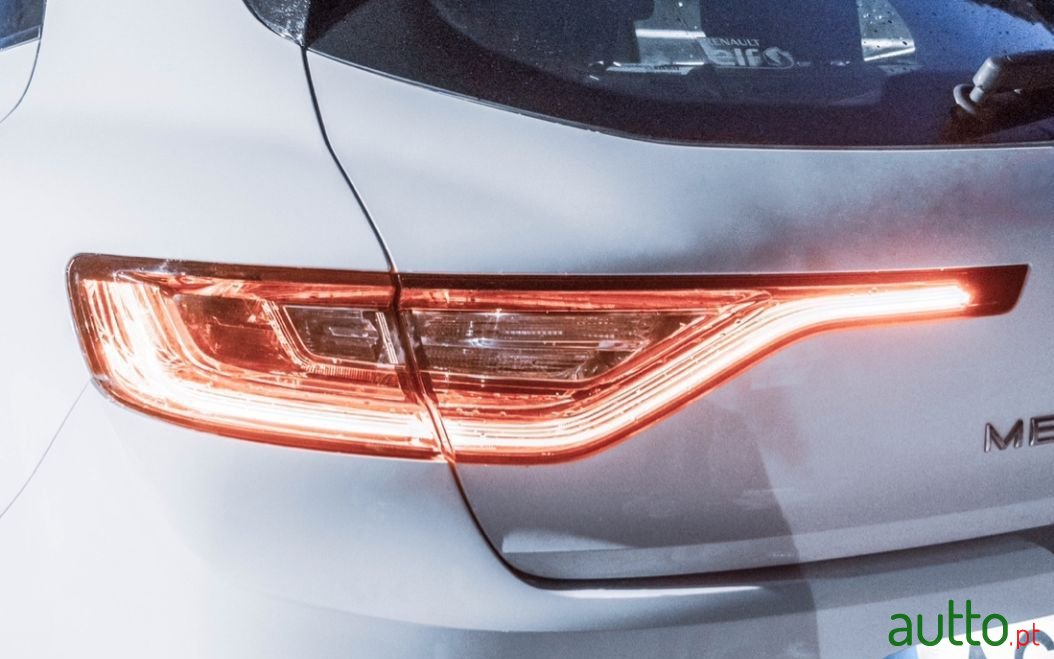 2018' Renault Megane photo #6