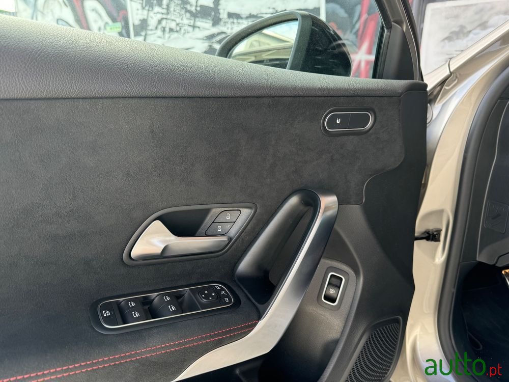 2020' Mercedes-Benz Classe A photo #5