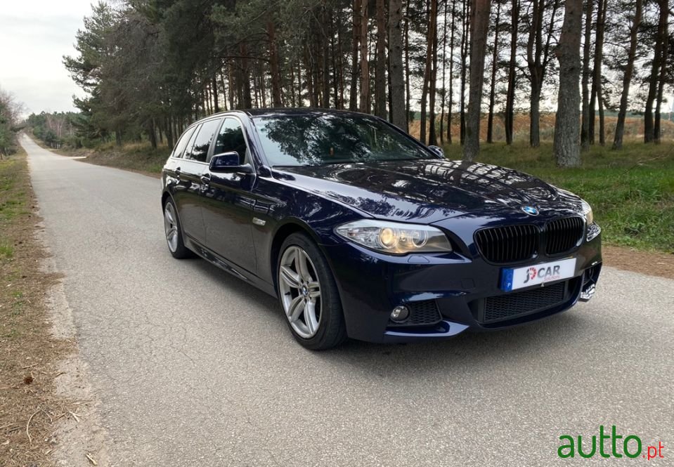 2013' BMW 525 photo #5