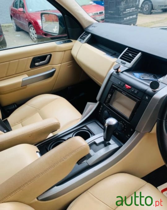 2007' Land Rover Range Rover Sport photo #5