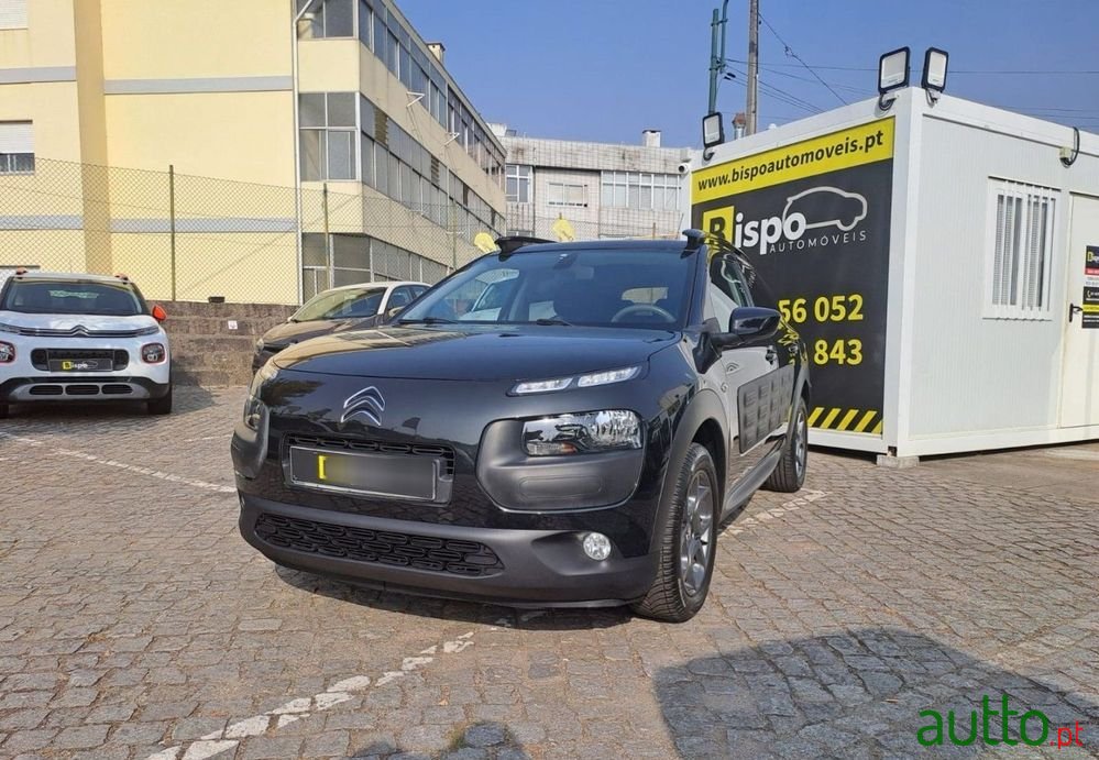 2018' Citroen C4 Cactus photo #2