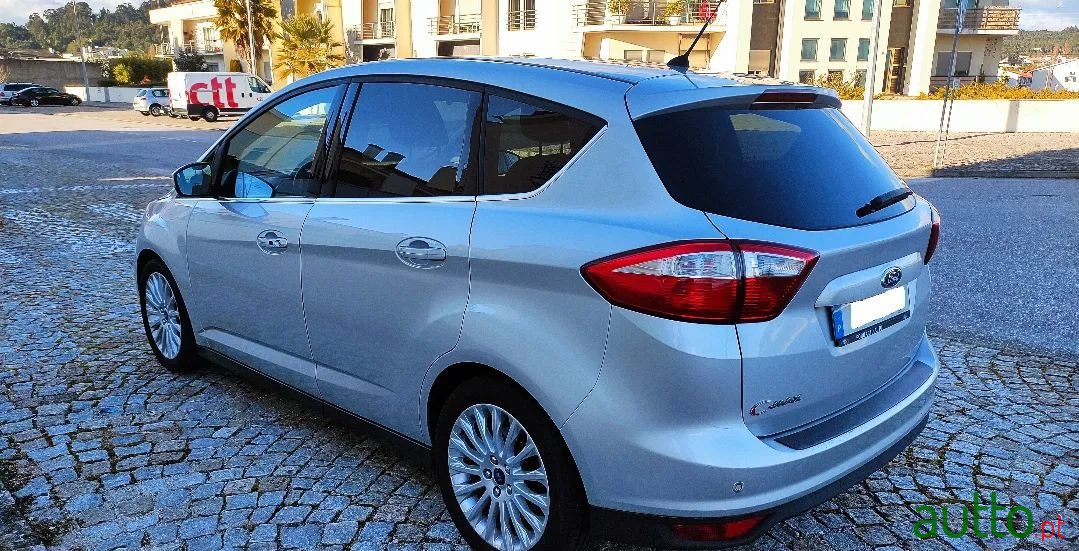2013' Ford C-MAX photo #4