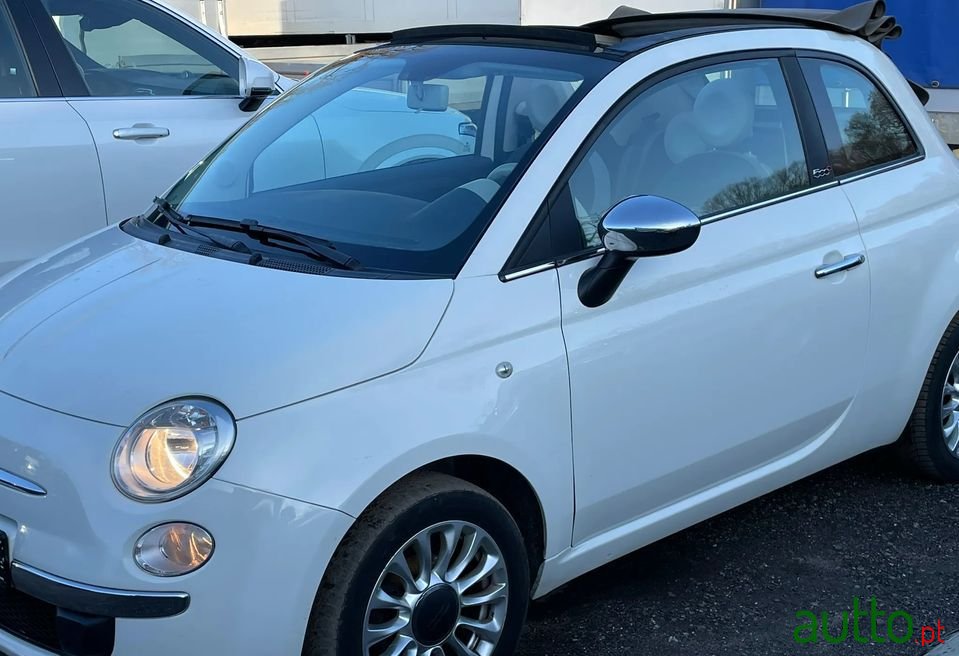 2015' Fiat 500C photo #6
