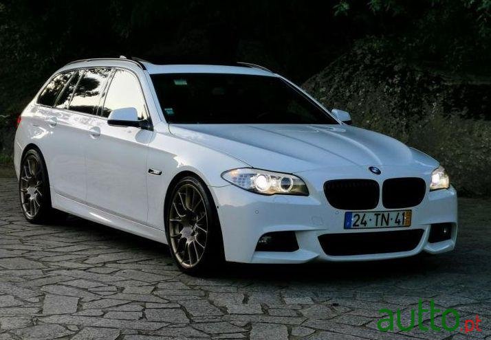2012' BMW 520 F11 photo #1