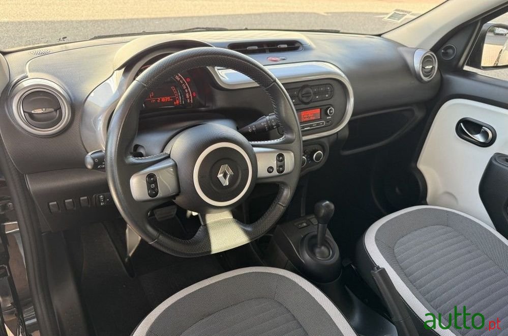 2019' Renault Twingo photo #2