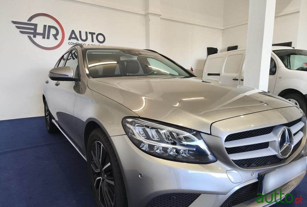 2020' Mercedes-Benz Classe C D photo #4