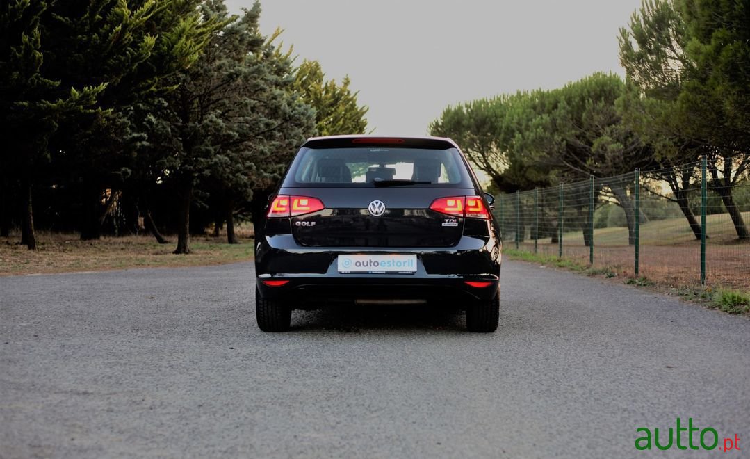 2014' Volkswagen Golf photo #4