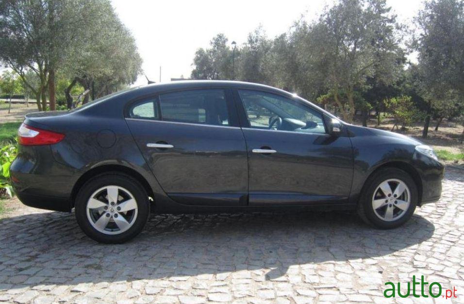 2012' Renault Fluence 1.5 Dci Exclusive photo #1