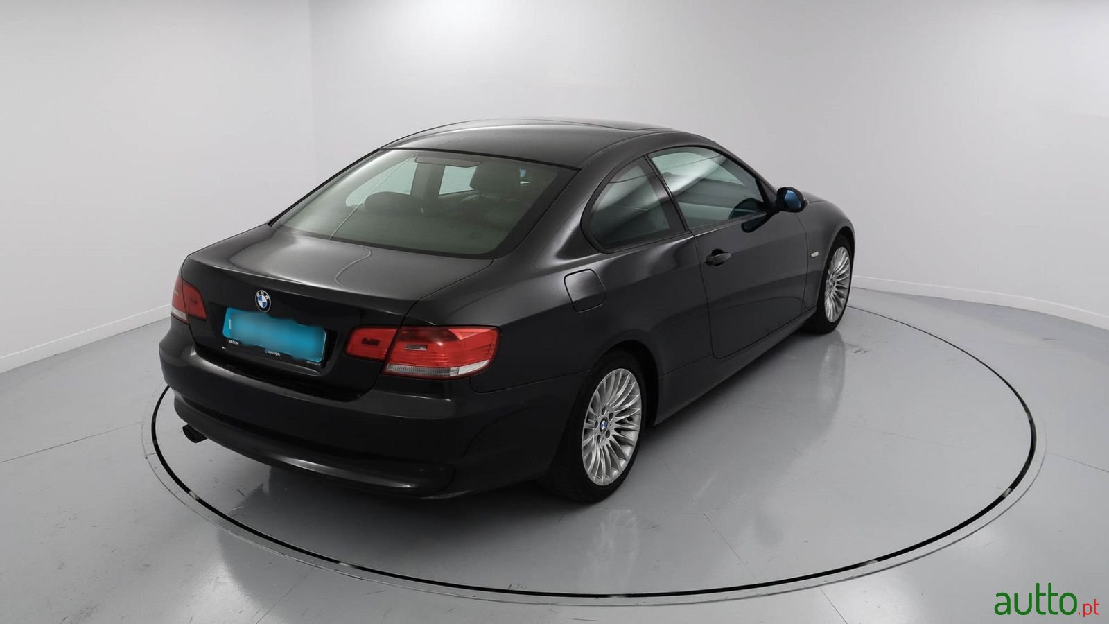 2008' BMW 320 photo #6