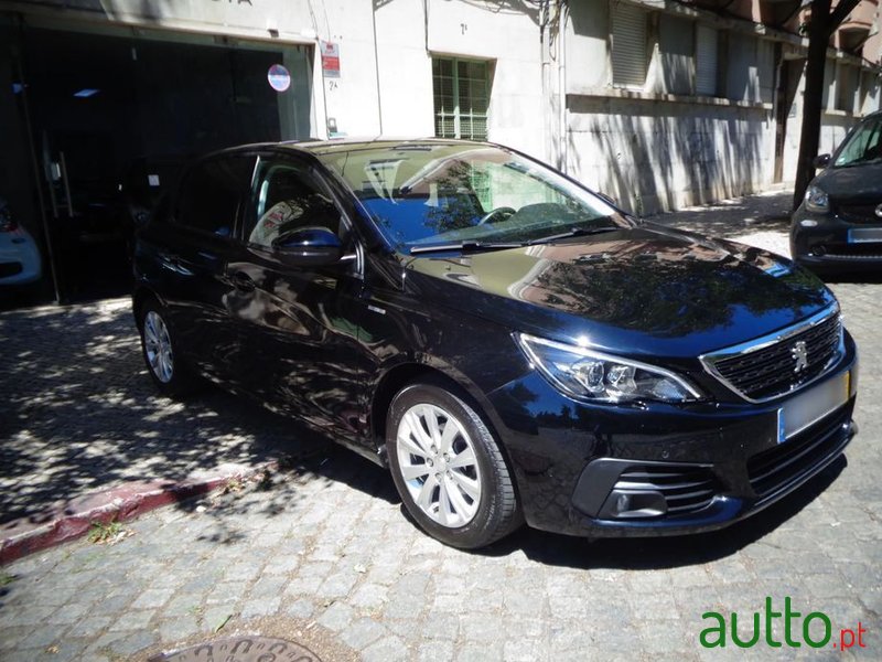 2019' Peugeot 308 photo #4