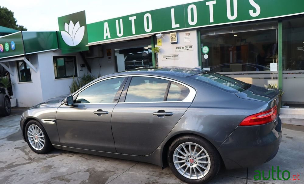 2016' Jaguar XE 2.0 D Prestige Aut. photo #3