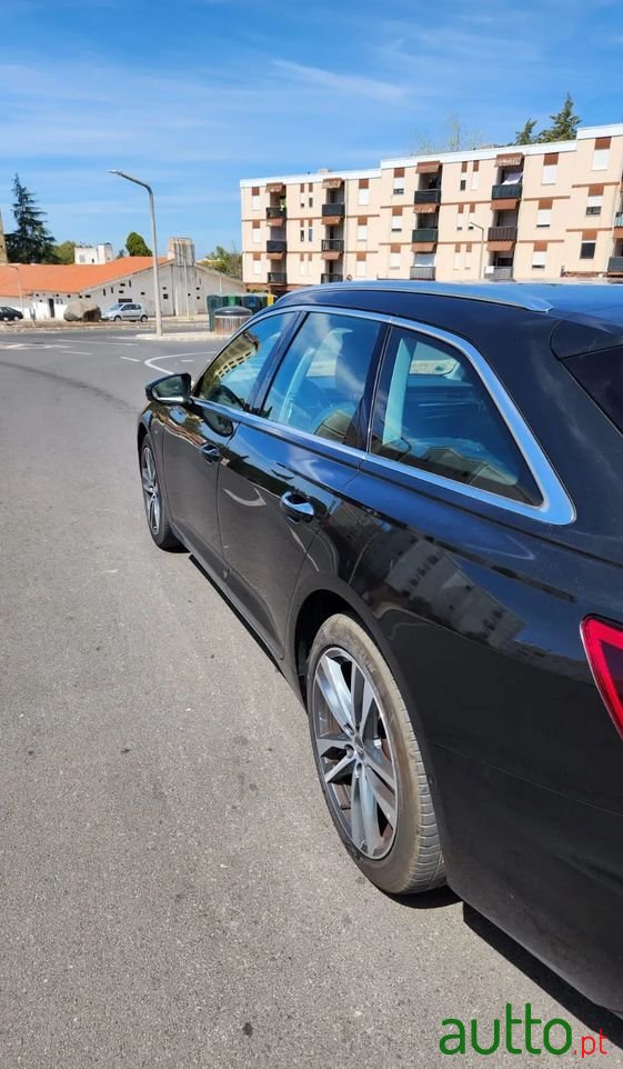 2018' Audi A6 Avant photo #4