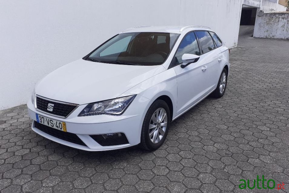 2018' SEAT Leon St photo #3