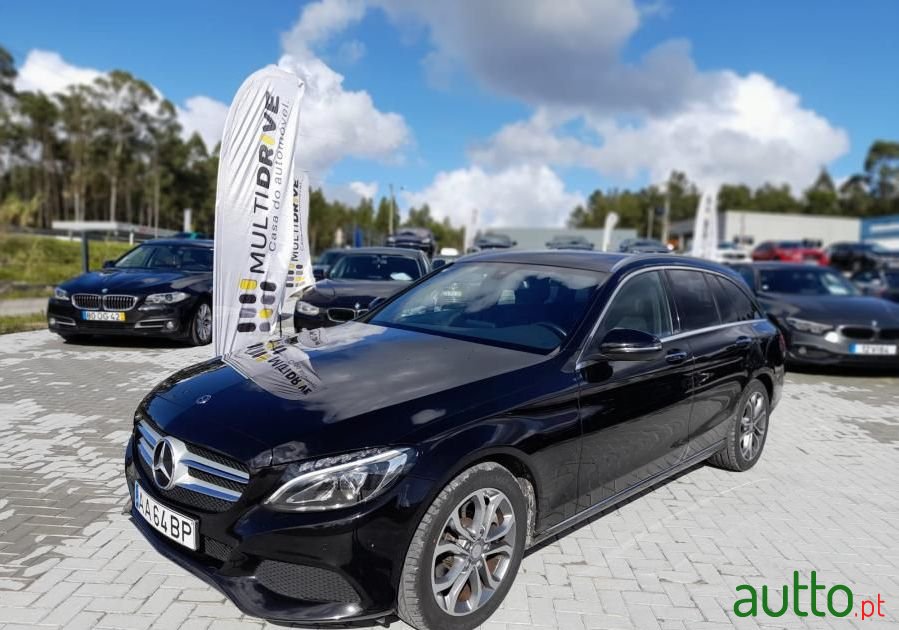 2015' Mercedes-Benz C-300 photo #1