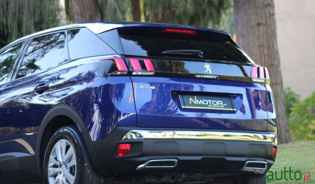 2018' Peugeot 3008 photo #5