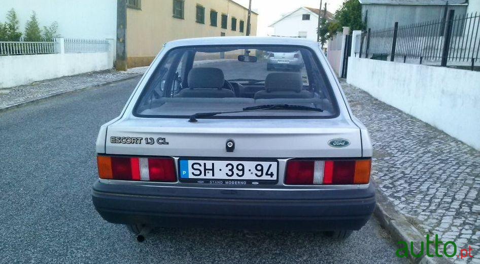 1989' Ford Escort 1.3 Cl photo #2