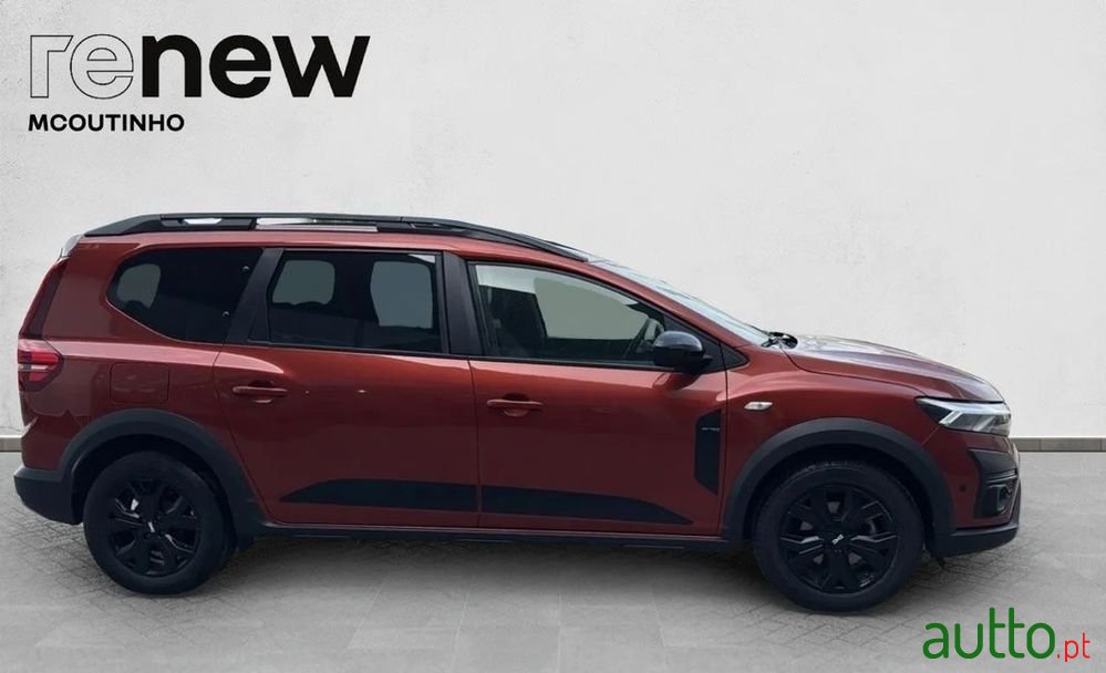 2023' Dacia Jogger photo #4