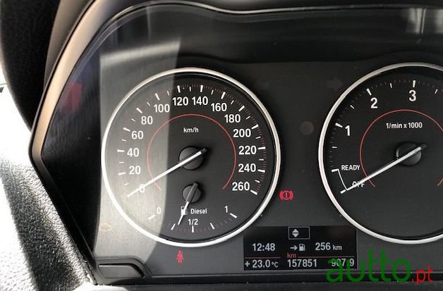 2012' BMW 118 D-Line Sport photo #5