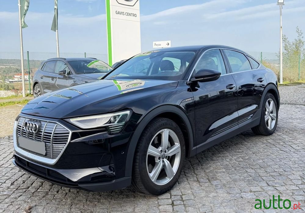 2020' Audi e-tron 55 Quattro photo #2