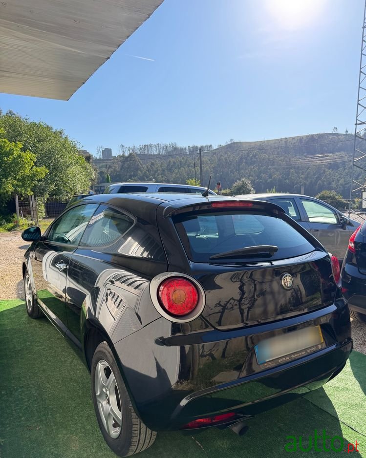 2011' Alfa Romeo MiTo photo #4