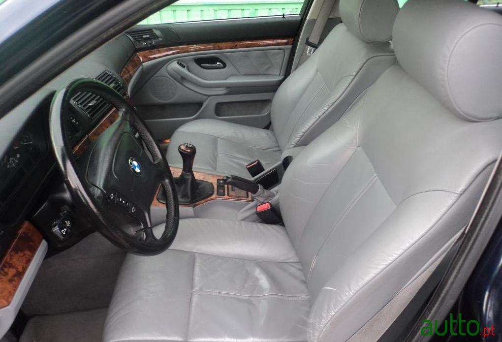 1998' BMW 525 tds photo #1