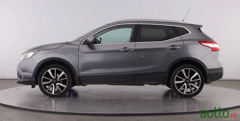 2015' Nissan Qashqai 1.6 Dci Tekna J19 photo #4