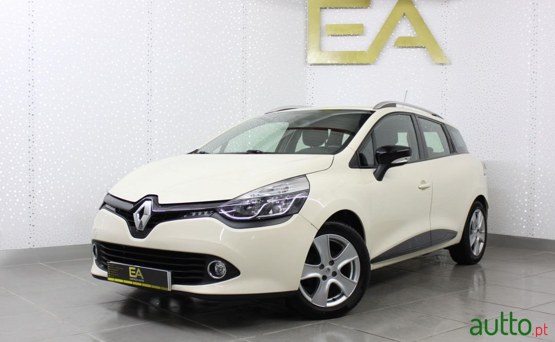 2016' Renault Clio Sport Tourer photo #4