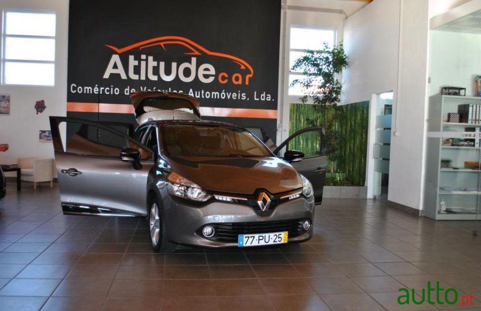 2015' Renault Clio 0.9 Tce Dynamique S photo #1