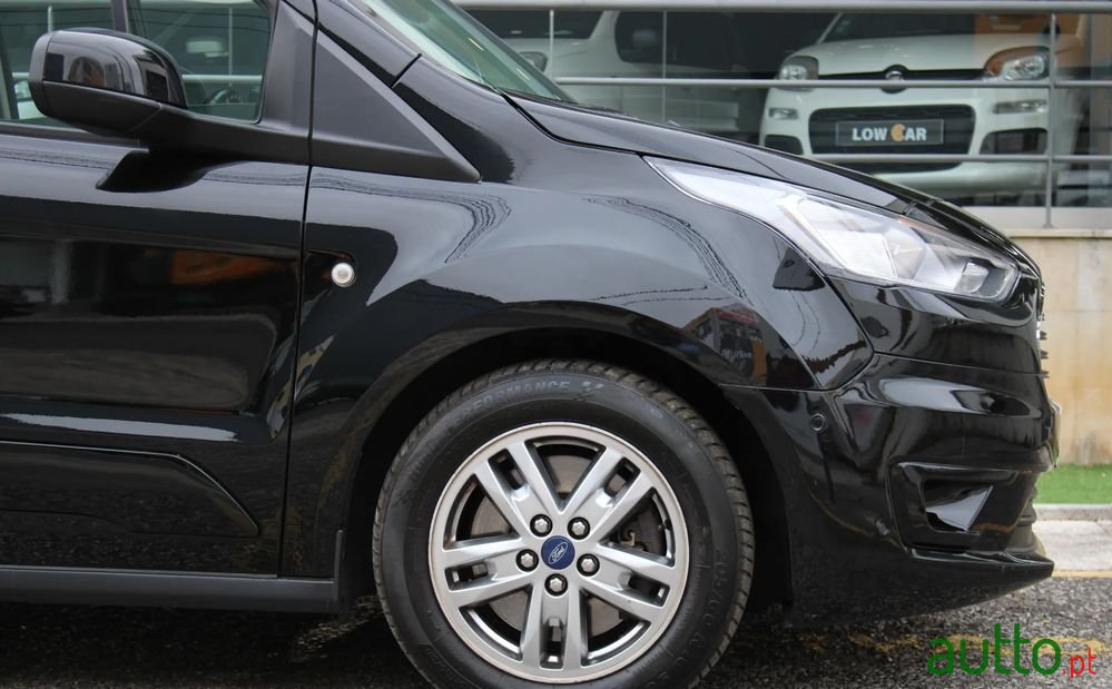 2019' Ford Tourneo Connect photo #2