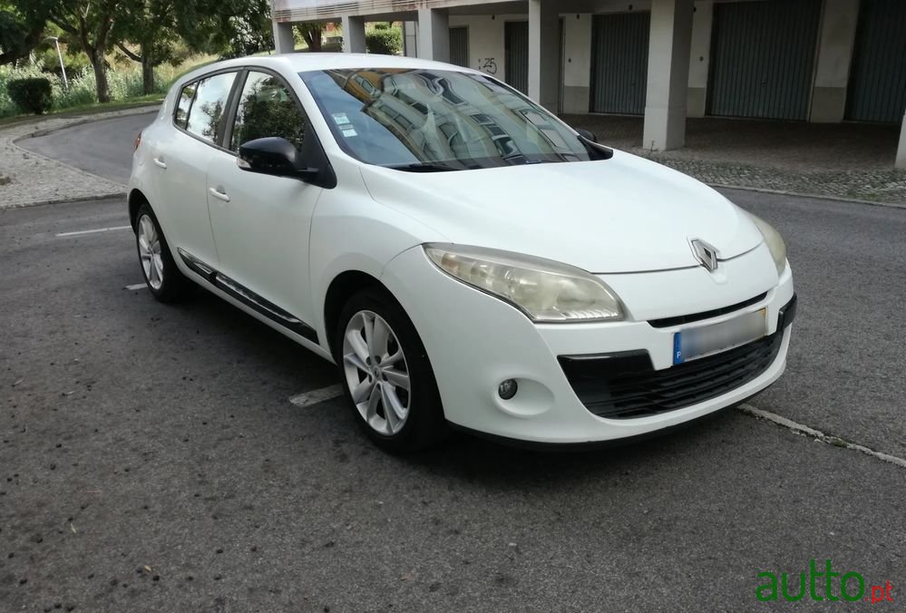 2009' Renault Megane 1.5 Dci Dynamique photo #1