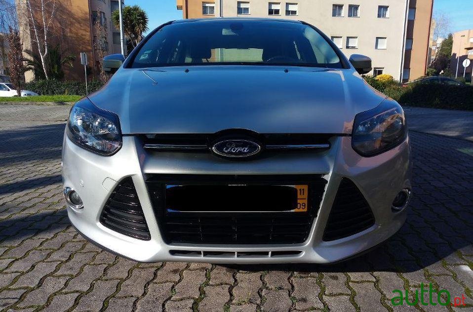 2011' Ford Focus photo #2