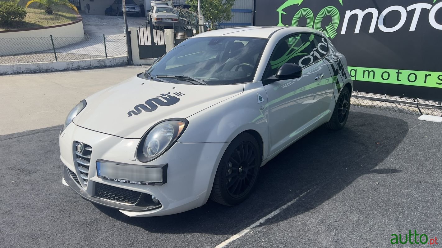 2011' Alfa Romeo MiTo photo #4