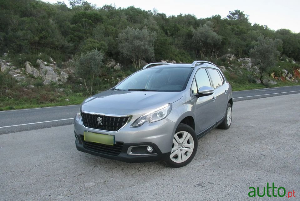 2018' Peugeot 2008 photo #3