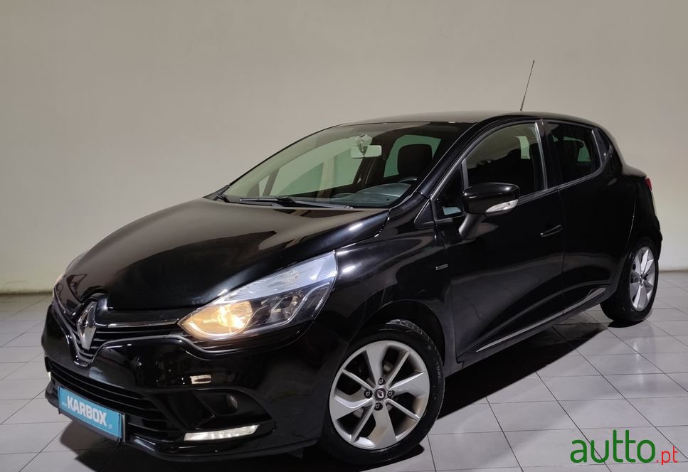 2017' Renault Clio photo #2