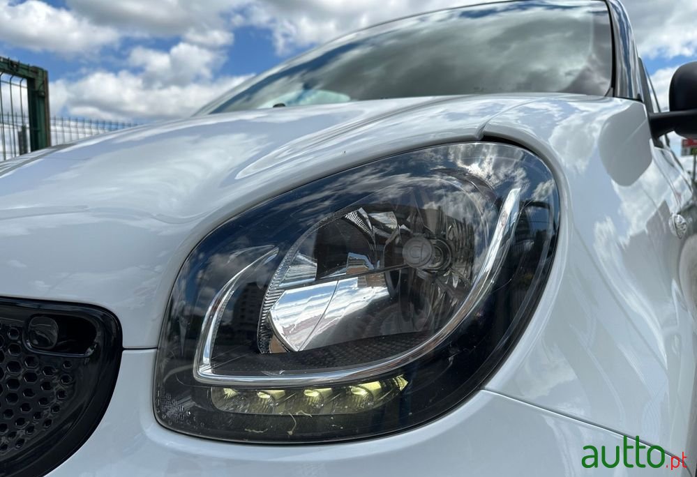 2017' Smart Forfour 1.0 71 Aut. photo #2